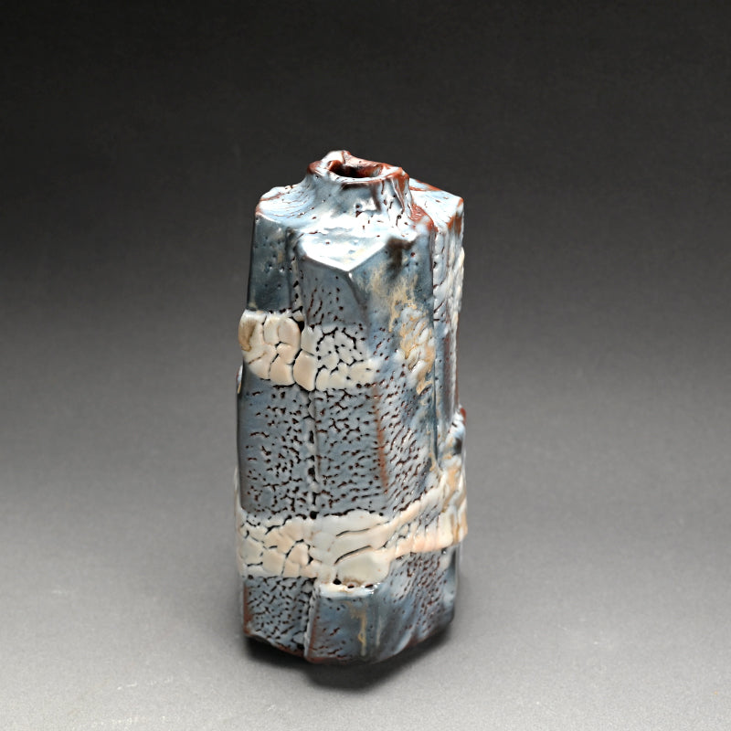 Blue Shino Vase with White Clouds ー"白群志野四方壺"