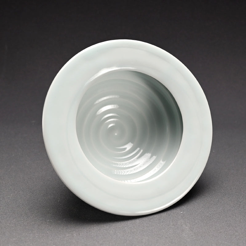 Wavy White porcelain