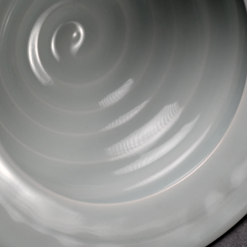 Wavy White porcelain