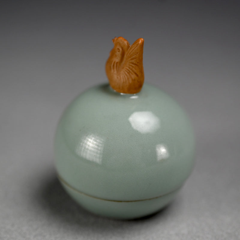 Porcelain Kogo Incense Case, 1921, Zodiac