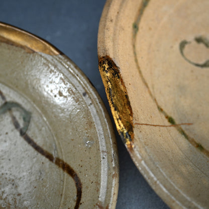 Momoyama to Early Edo Shino-Oribe Bowl Set