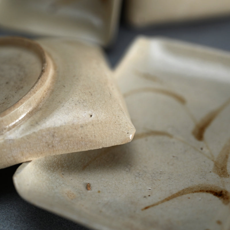 Edo period set 6 Small Dishes Decorated with Autumn Grass