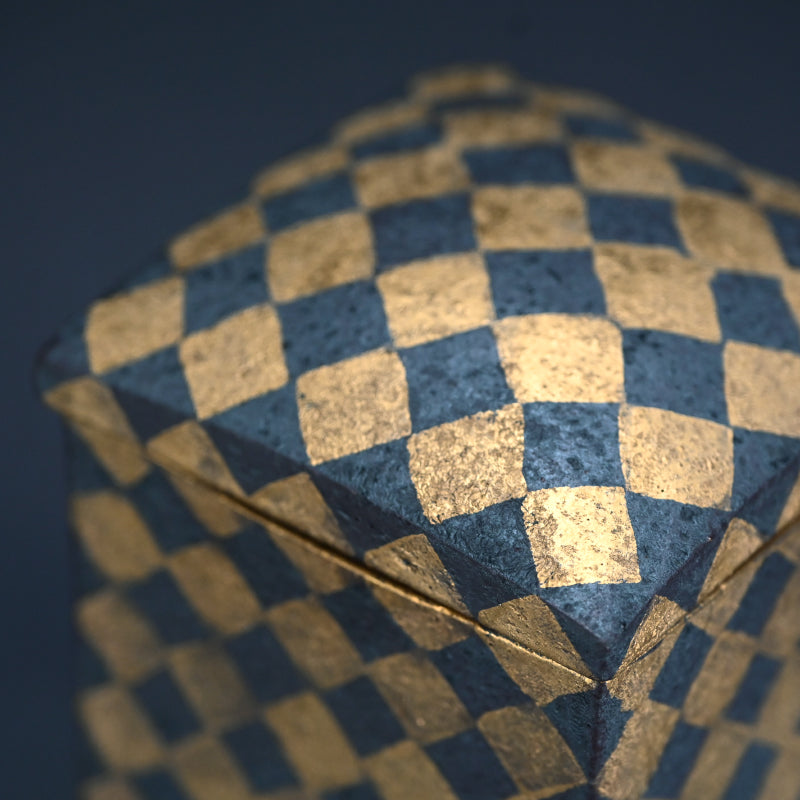 Gold and Black Geometric Ceramic box ー山本 教行 "金彩陶角筥"