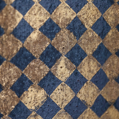 Gold and Black Geometric Ceramic box ー山本 教行 "金彩陶角筥"