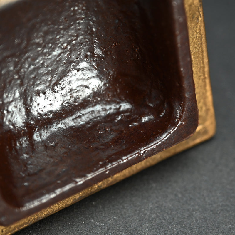 Gold and Black Geometric Ceramic box ー山本 教行 "金彩陶角筥"