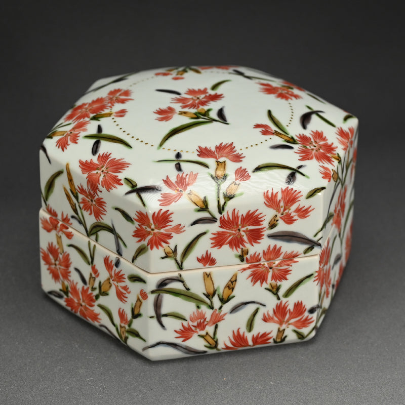 女性作家 ー森恵子のカラフルな磁器箱「色絵撫子文陶箱」