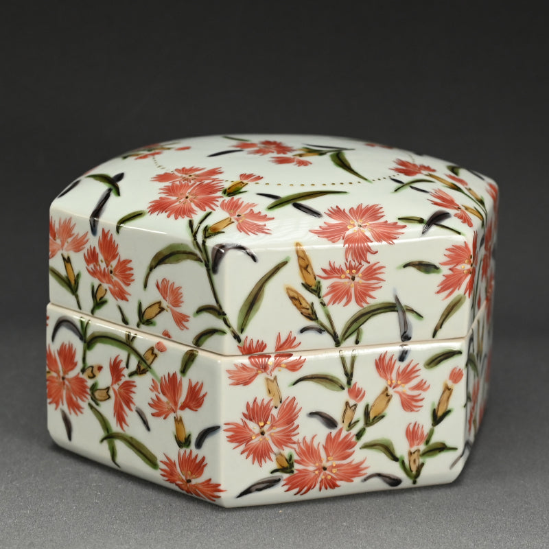 女性作家 ー森恵子のカラフルな磁器箱「色絵撫子文陶箱」