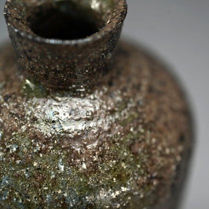 Classic Ash Glazed Tokkuri ー加守田 章二 "徳利"