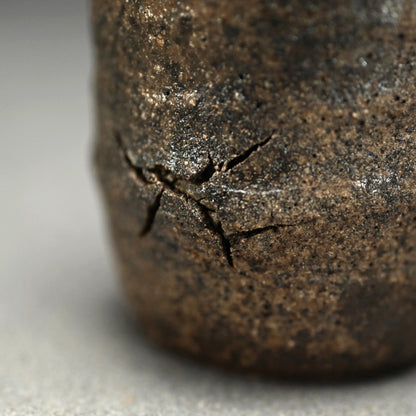 Classic Ash Glazed Tokkuri ー加守田 章二 "徳利"