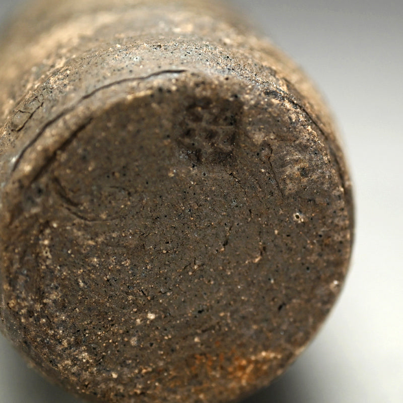 Classic Ash Glazed Tokkuri ー加守田 章二 "徳利"