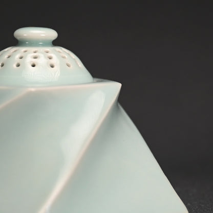 Mentori Porcelain Incense Burner