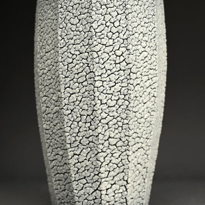 Contemporary Aoshino Vase ー酒井 博司 "藍色志野花入れ"