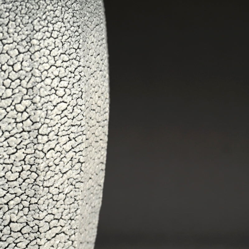 Contemporary Aoshino Vase ー酒井 博司 "藍色志野花入れ"