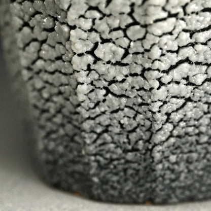 Contemporary Aoshino Vase ー酒井 博司 "藍色志野花入れ"