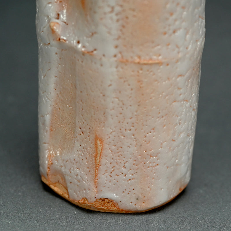 現代竹形志野花瓶 LNT ー加藤孝造「志野竹花入」