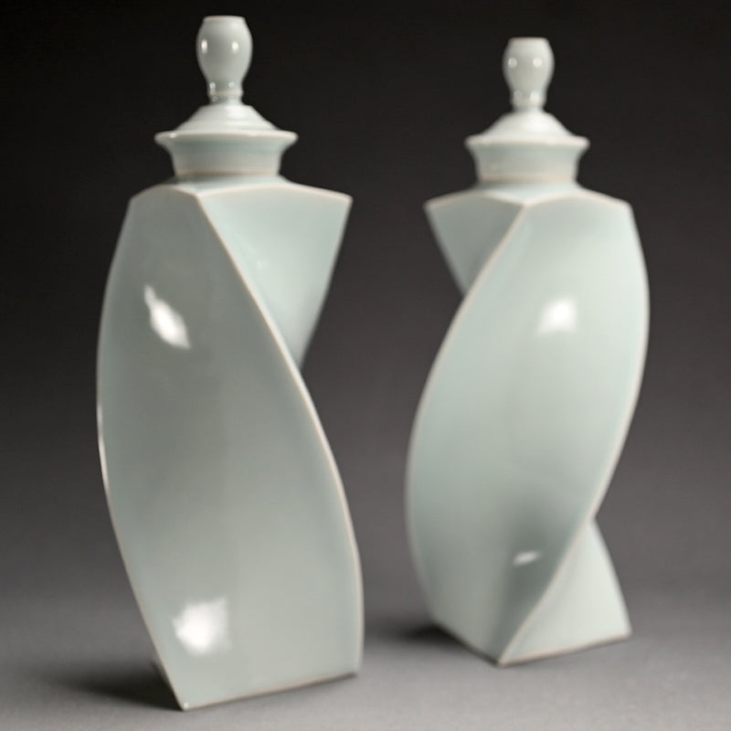 Pair Mentori Covered Vases ー"青白磁 対面取蓋物"