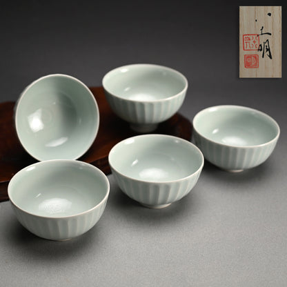 Set Five Seihakuji Porcelain Bowls ー"青白磁鉢五客組"