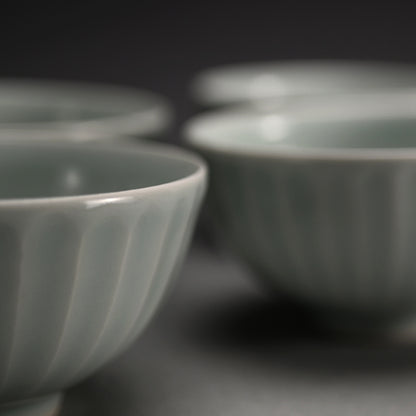 Set Five Seihakuji Porcelain Bowls ー"青白磁鉢五客組"