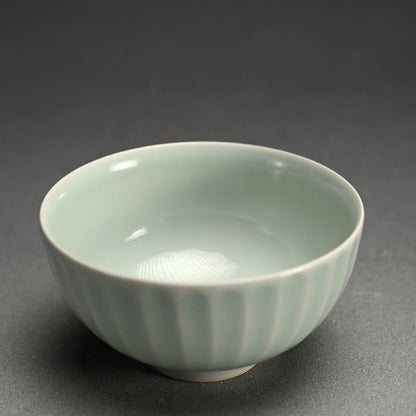 Set Five Seihakuji Porcelain Bowls ー"青白磁鉢五客組"