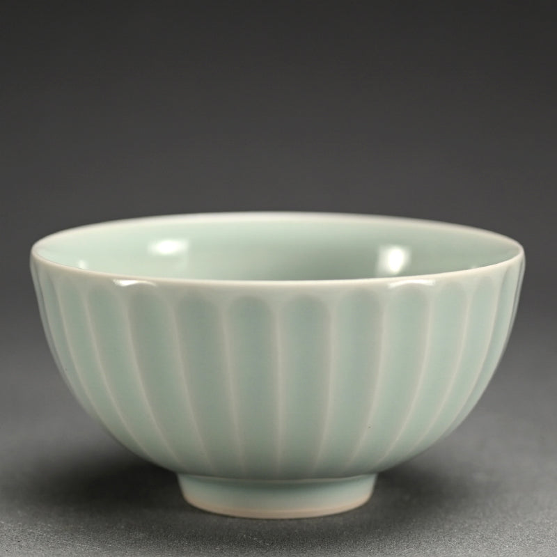 Set Five Seihakuji Porcelain Bowls ー"青白磁鉢五客組"