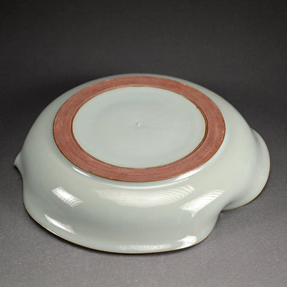 Large Celadon Basin ー"青磁輪花大皿"