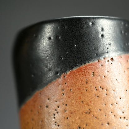 Yusai Vase ー柳原 睦夫 "釉彩 花瓶"
