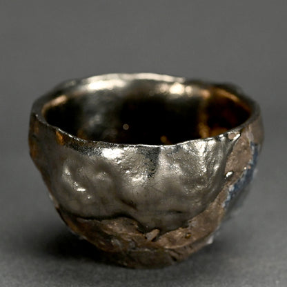 Sake cup Guinomi ー稲吉 オサム "白金彩刳貫 ぐい吞み"