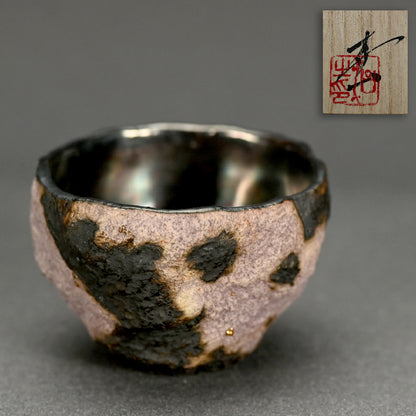 Sake cup Guinomi ー稲吉 オサム “白金彩刳貫 ぐい吞み”