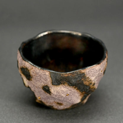 Sake cup Guinomi ー稲吉 オサム “白金彩刳貫 ぐい吞み”