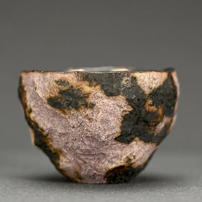 Sake cup Guinomi ー稲吉 オサム “白金彩刳貫 ぐい吞み”