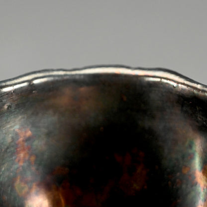 Sake cup Guinomi ー稲吉 オサム “白金彩刳貫 ぐい吞み”