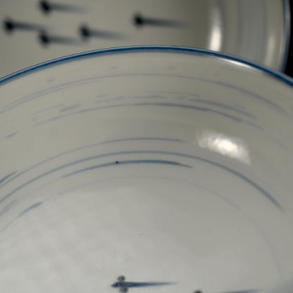 静かな染付鉢セット ー近藤髙弘「めだか染付鉢」