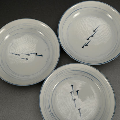 静かな染付鉢セット ー近藤髙弘「めだか染付鉢」