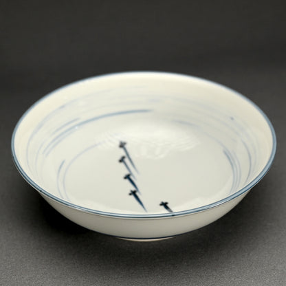 静かな染付鉢セット ー近藤髙弘「めだか染付鉢」
