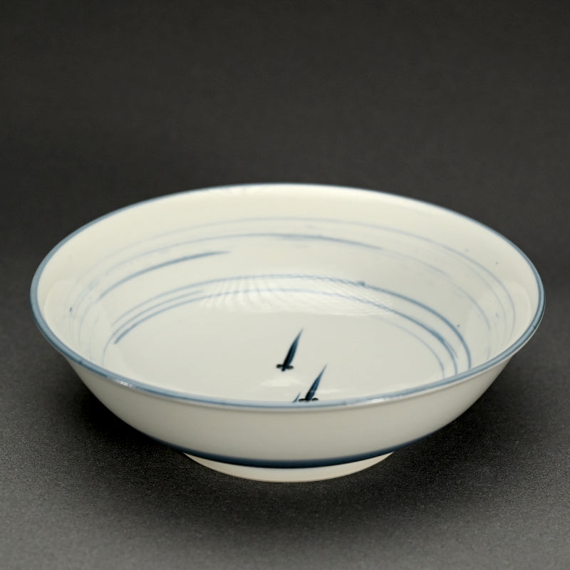 静かな染付鉢セット ー近藤髙弘「めだか染付鉢」