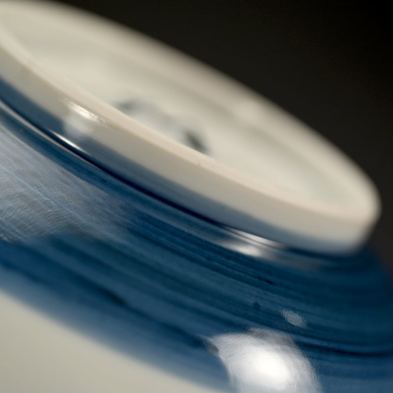 静かな染付鉢セット ー近藤髙弘「めだか染付鉢」