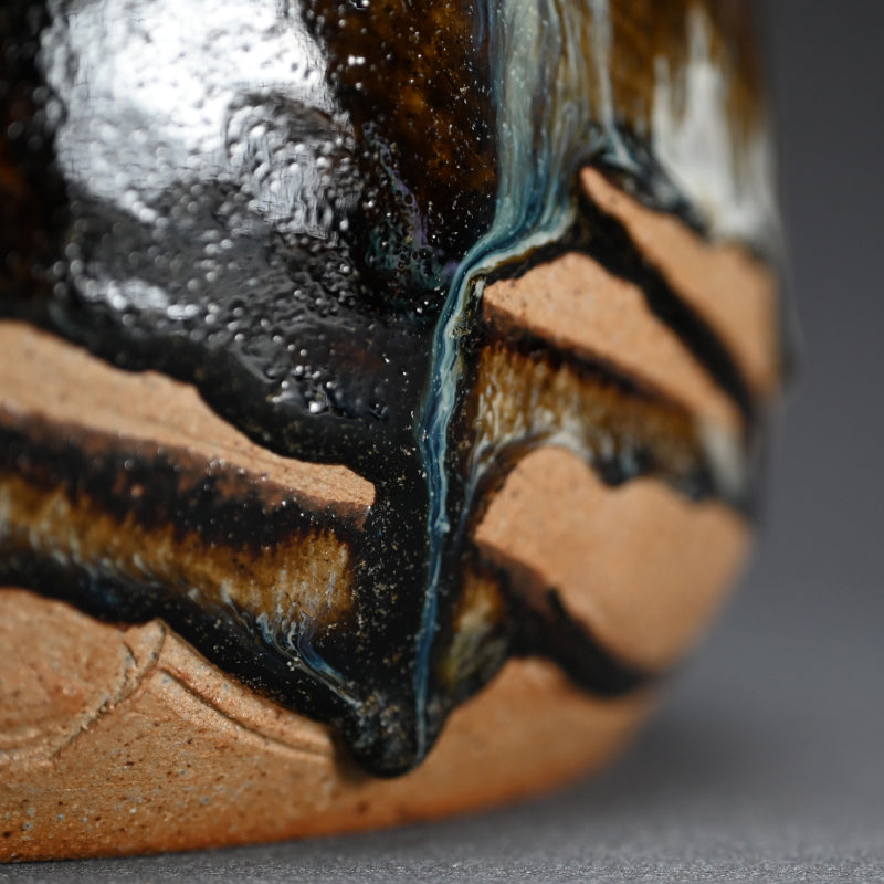 Tataki Chosen Karatsu Mimitsuki Mizusashi ー十三代 中里 太郎右衛門 "叩き朝鮮唐津耳付水指"