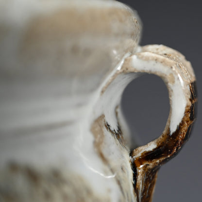 Tataki Chosen Karatsu Mimitsuki Mizusashi ー十三代 中里 太郎右衛門 "叩き朝鮮唐津耳付水指"