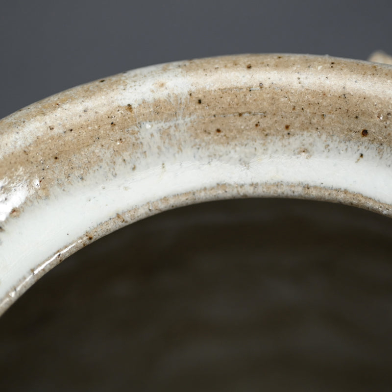 Tataki Chosen Karatsu Mimitsuki Mizusashi ー十三代 中里 太郎右衛門 "叩き朝鮮唐津耳付水指"