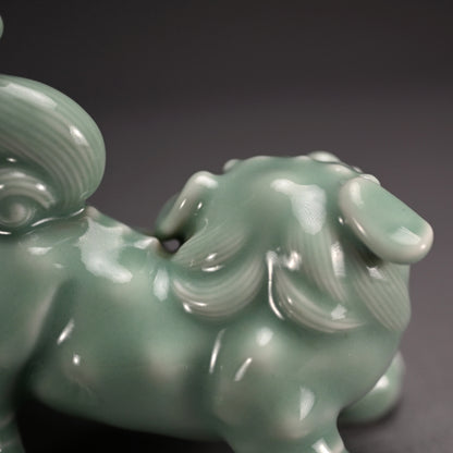 Porcelain Shishi Okimono