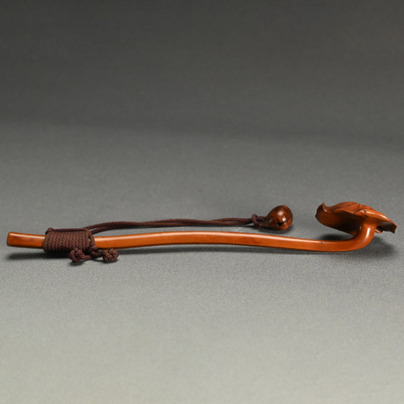 Antique Lotus Shaped Boxwood Nyoi ー黄陽木霊芝如意
