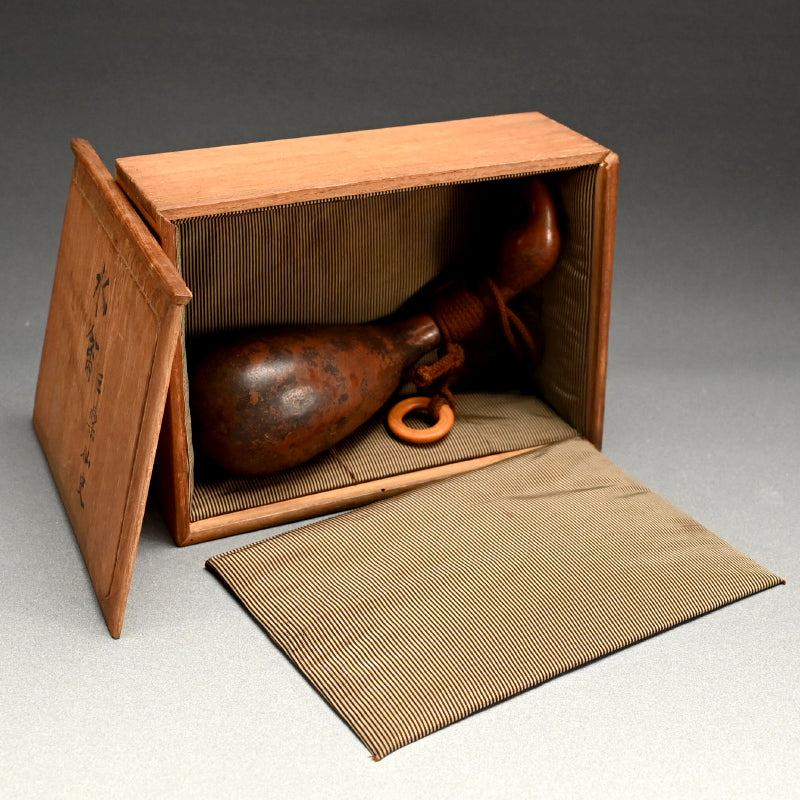 Hermit of Three Pleasures Gourd Flask ー三楽仙史