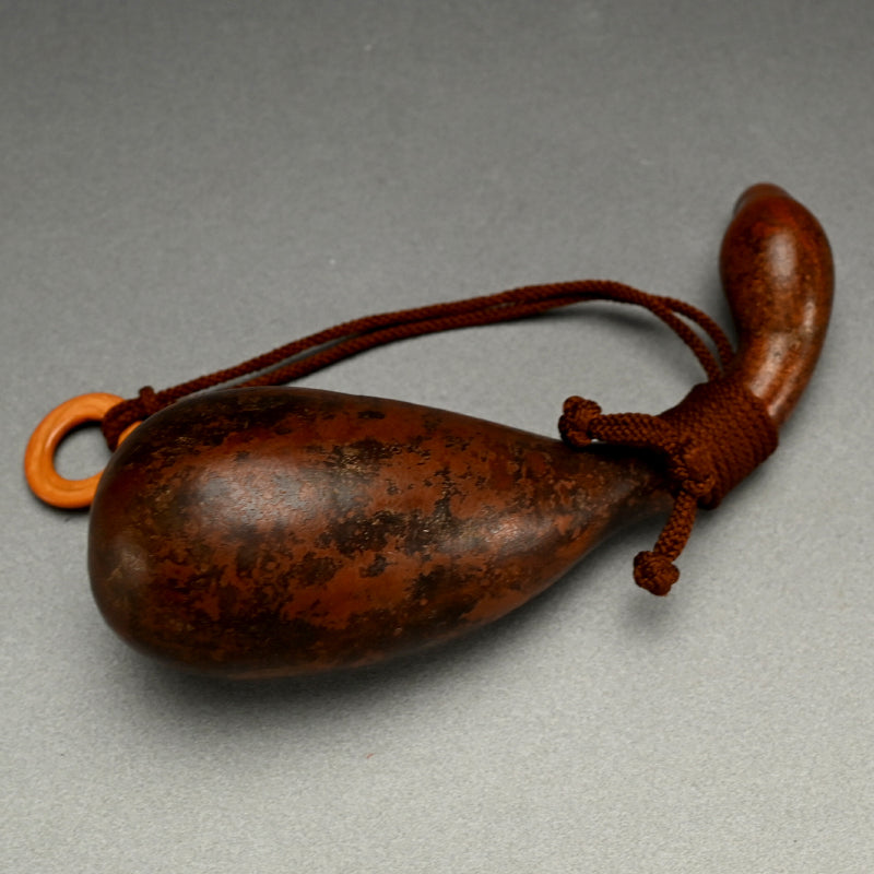 Hermit of Three Pleasures Gourd Flask ー三楽仙史