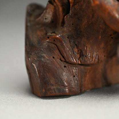 Root-Wood Stand