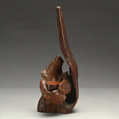 Root-Wood Stand