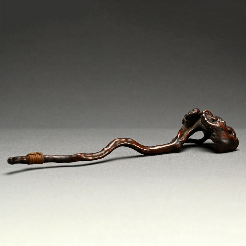 Antique Japanese Scholar Art Root-Wood Nyoi