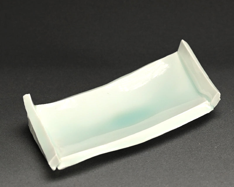 Celadon dish ー“青白磁 Cut皿”