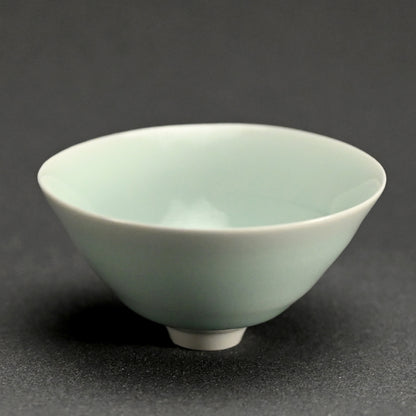 Contemporary Guinomi Sake Cup ー“青白磁 ぐい呑”