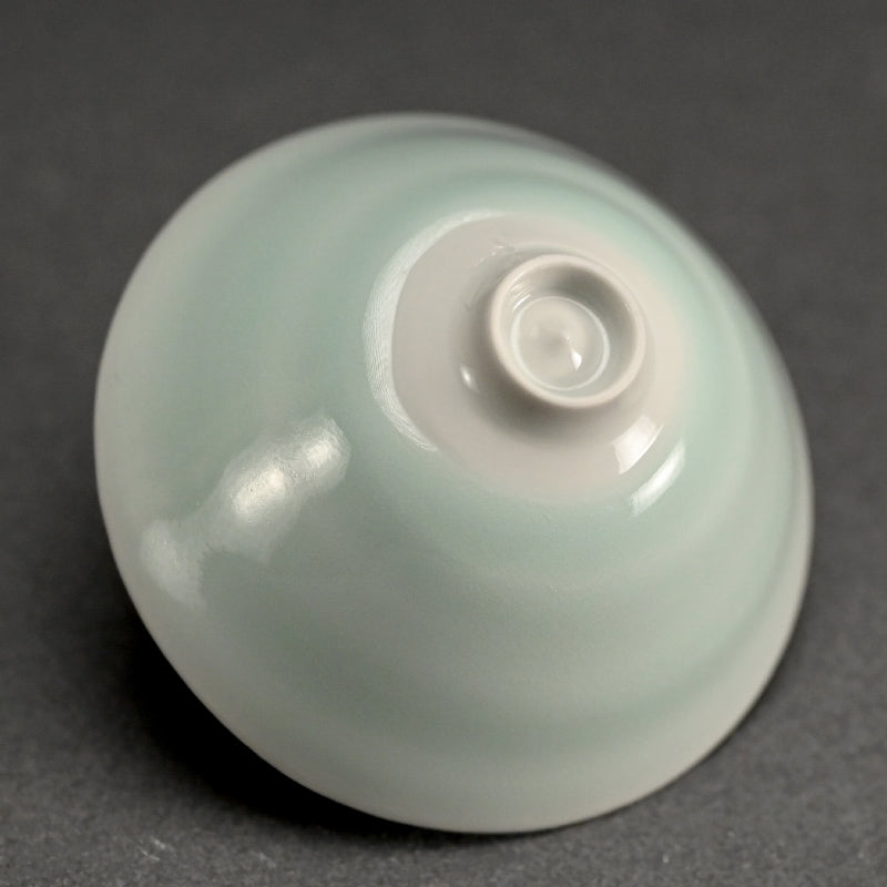 Contemporary Guinomi Sake Cup ー“青白磁 ぐい呑”