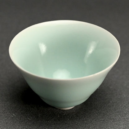 Seihakuji Porcelain Guinomi ー“青白磁 ぐい呑”